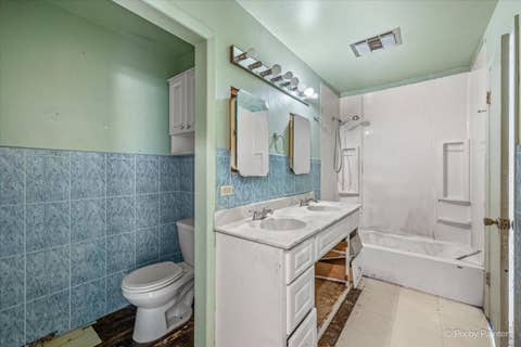 Tiny photo for Waukegan, IL 60087 (MLS # 12719130)
