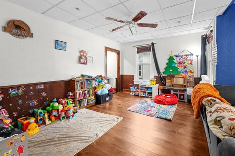 Tiny photo for 2117 Claussen Street, Davenport, IA 52802 (MLS # 12757307)