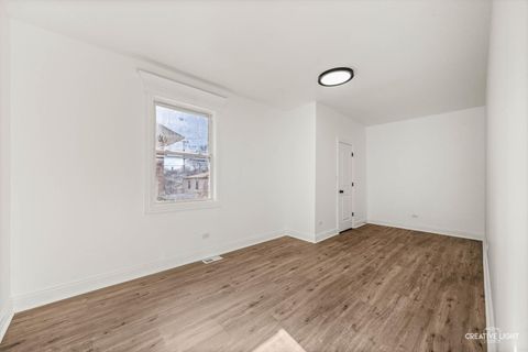 Tiny photo for 7724 S Chappel Avenue, Chicago, IL 60649 (MLS # 12555716)