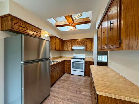 Tiny photo for 16104 Oak Avenue, Oak Forest, IL 60452 (MLS # 12487778)