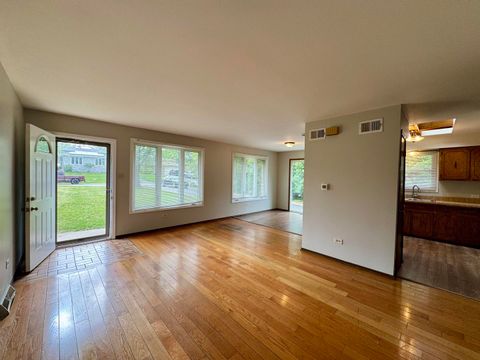 Tiny photo for 16104 Oak Avenue, Oak Forest, IL 60452 (MLS # 12487778)