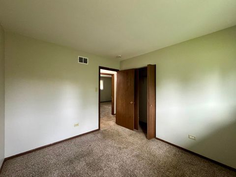 Tiny photo for 16104 Oak Avenue, Oak Forest, IL 60452 (MLS # 12487778)