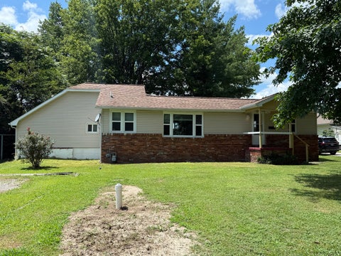 Photo of 1200 S Buchanan Street, Marion, IL 62959 (MLS # 12707461)
