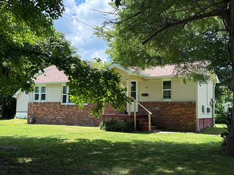 Tiny photo for 1200 S Buchanan Street, Marion, IL 62959 (MLS # 12707461)