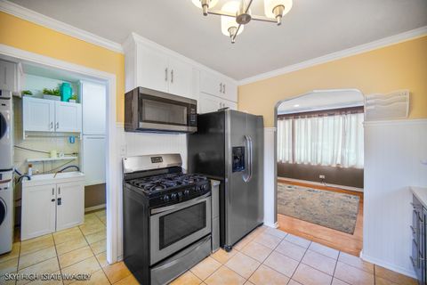 Tiny photo for 11326 S Nashville Avenue, Worth, IL 60482 (MLS # 12539386)