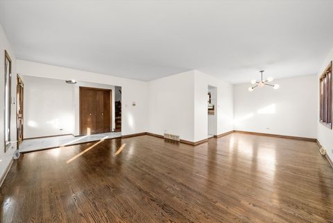 Tiny photo for 17731 LARKSPUR Lane, Homewood, IL 60430 (MLS # 12593381)