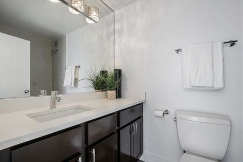 Tiny photo for 3930 N Pine Grove Avenue #2308, Chicago, IL 60613 (MLS # 12487042)
