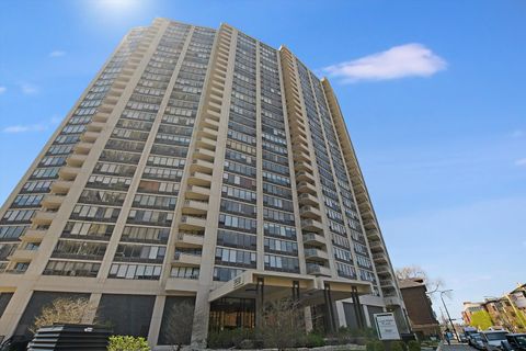 Photo of 3930 N Pine Grove Avenue #2308, Chicago, IL 60613 (MLS # 12487042)