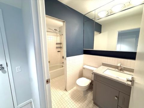 Tiny photo for 40 E 9th Street #1103, Chicago, IL 60605 (MLS # 12528224)