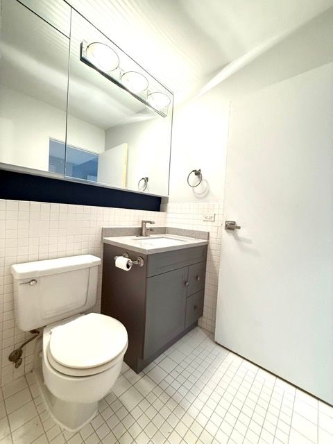 Tiny photo for 40 E 9th Street #1103, Chicago, IL 60605 (MLS # 12528224)