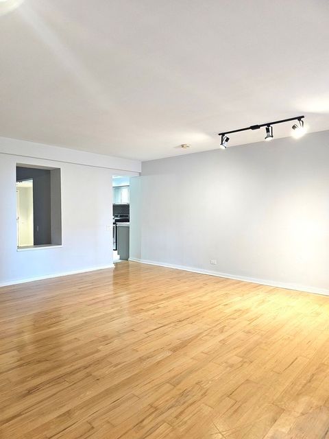 Tiny photo for 40 E 9th Street #1103, Chicago, IL 60605 (MLS # 12528224)