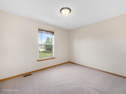 Tiny photo for 329 Hancock Drive, New Lenox, IL 60451 (MLS # 12483504)