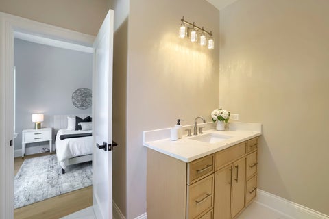 Tiny photo for 909 Evergreen Avenue, Glen Ellyn, IL 60137 (MLS # 12743127)