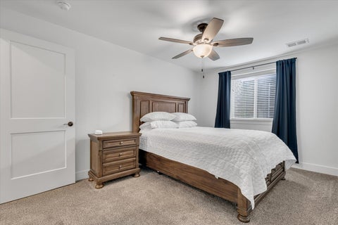 Tiny photo for 3052 Charissas Place, Bettendorf, IA 52722 (MLS # 12692020)