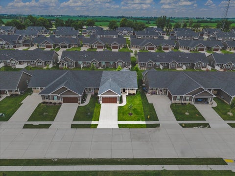 Tiny photo for 3052 Charissas Place, Bettendorf, IA 52722 (MLS # 12692020)