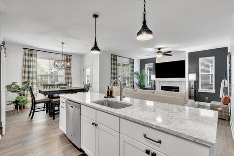 Tiny photo for 3052 Charissas Place, Bettendorf, IA 52722 (MLS # 12692020)
