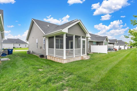 Tiny photo for 3052 Charissas Place, Bettendorf, IA 52722 (MLS # 12692020)
