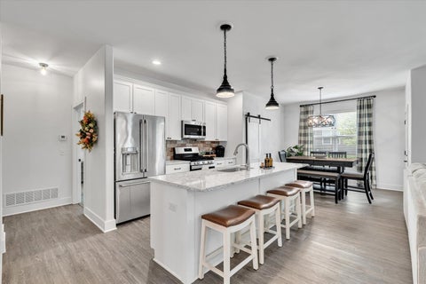 Tiny photo for 3052 Charissas Place, Bettendorf, IA 52722 (MLS # 12692020)