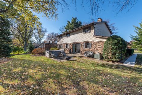 A home in Willowbrook