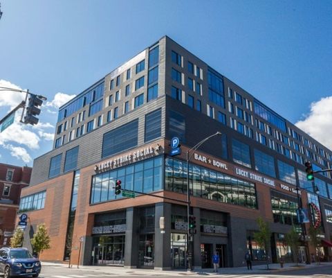 1025 W Addison Street 706 Chicago IL 60613