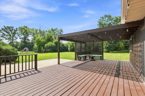 Tiny photo for 6 Meadowood Drive, Oak Brook, IL 60523 (MLS # 12713120)