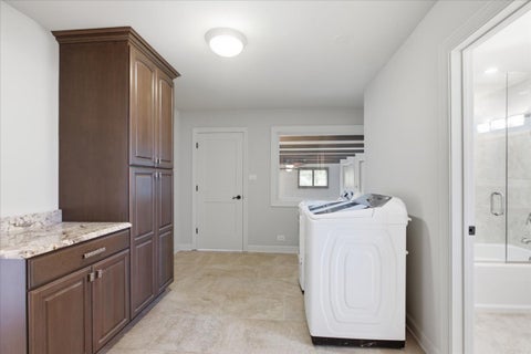 Tiny photo for 6 Meadowood Drive, Oak Brook, IL 60523 (MLS # 12713120)