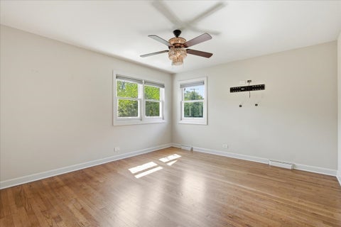 Tiny photo for 6 Meadowood Drive, Oak Brook, IL 60523 (MLS # 12713120)