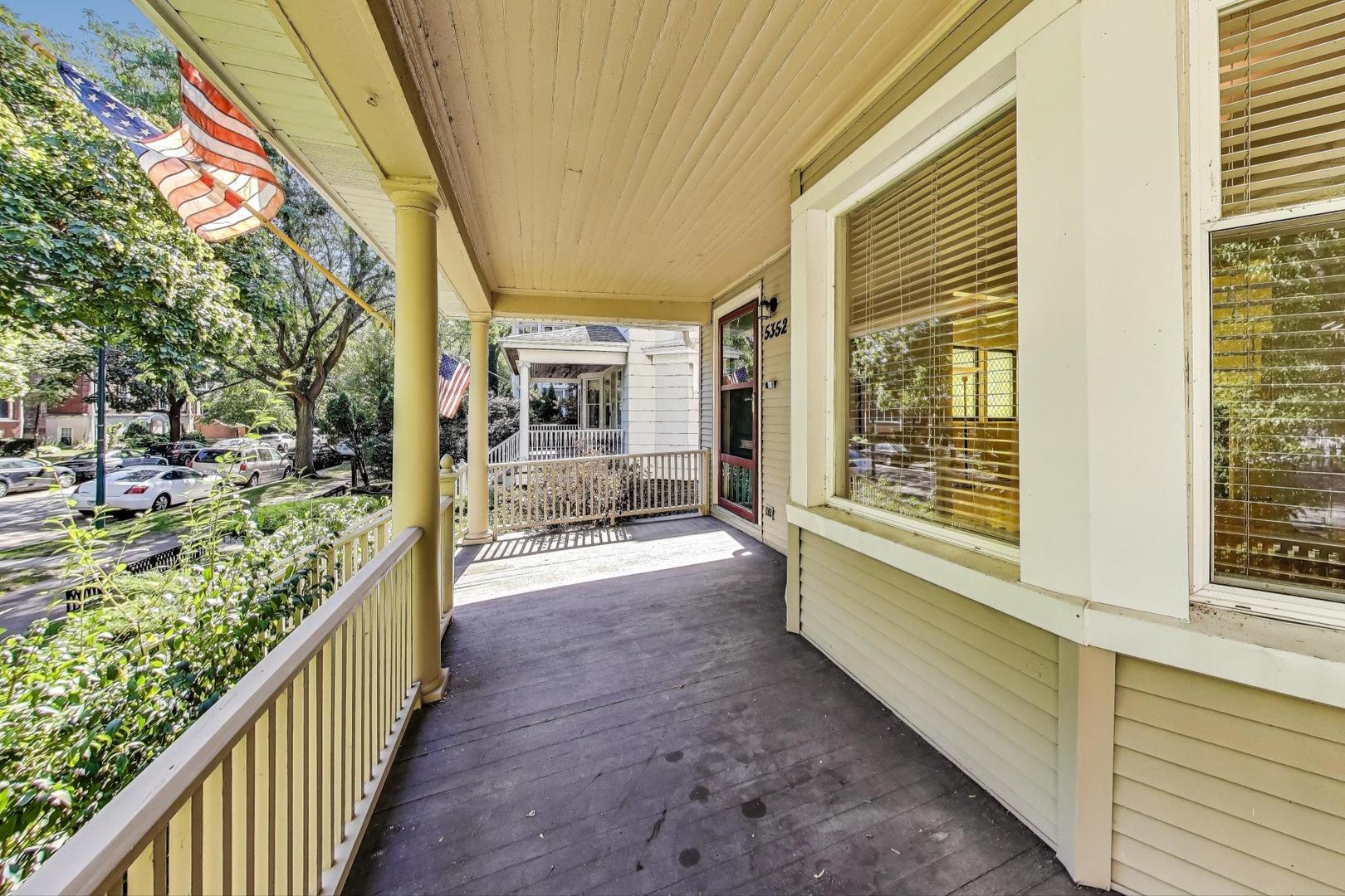 5352 N Magnolia Avenue