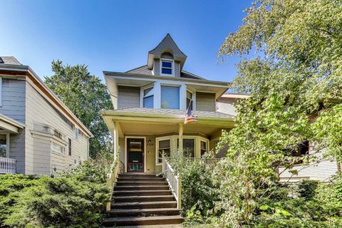 Photo of 5352 N Magnolia Avenue, Chicago, IL 60640 (MLS # 12484965)