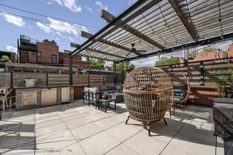 Tiny photo for 2214 N Magnolia Avenue, Chicago, IL 60614 (MLS # 12556304)