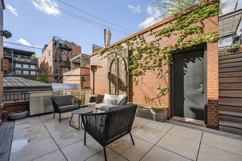 Tiny photo for 2214 N Magnolia Avenue, Chicago, IL 60614 (MLS # 12556304)