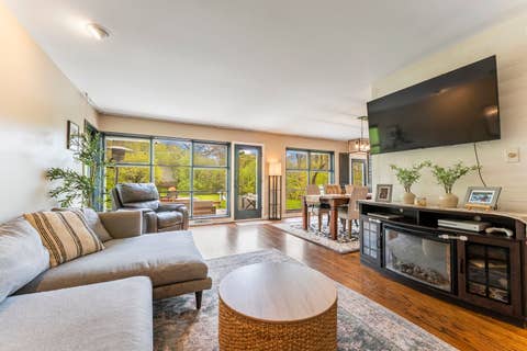 Tiny photo for 3175 University Avenue, Highland Park, IL 60035 (MLS # 12630109)