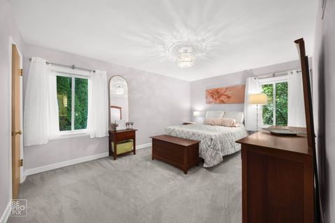 Tiny photo for 6872 N Loron Avenue, Chicago, IL 60646 (MLS # 12514415)