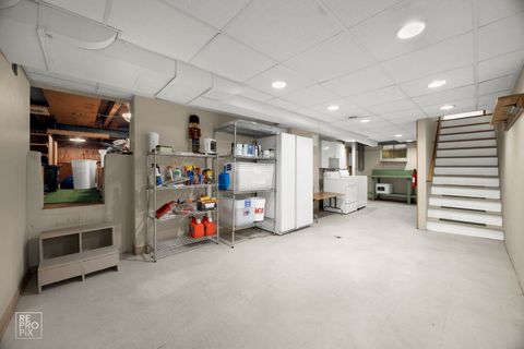 Tiny photo for 6872 N Loron Avenue, Chicago, IL 60646 (MLS # 12514415)