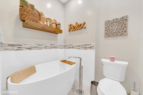 Tiny photo for 1647 N Winchester Avenue #A, Chicago, IL 60622 (MLS # 12759819)