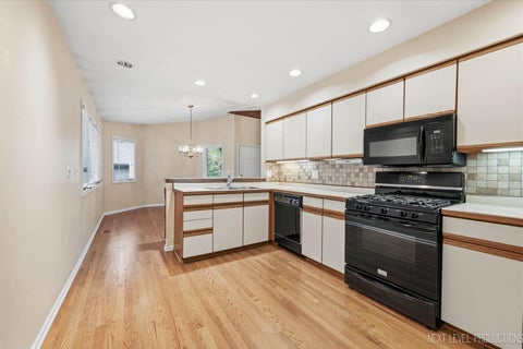 Tiny photo for 110 Elmtree Court, St. Charles, IL 60174 (MLS # 12784539)