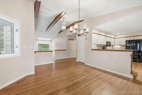 Tiny photo for 110 Elmtree Court, St. Charles, IL 60174 (MLS # 12784539)