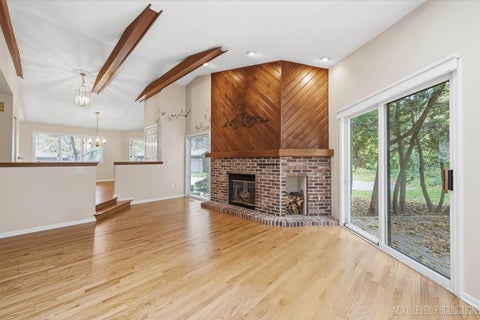 Tiny photo for 110 Elmtree Court, St. Charles, IL 60174 (MLS # 12784539)
