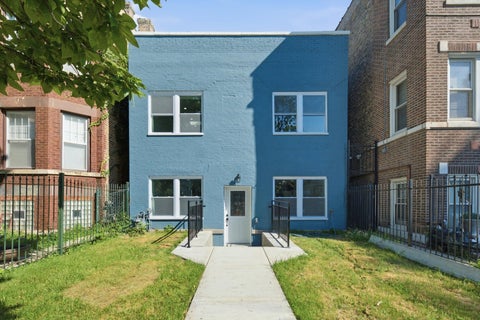Photo of 4642 W Monroe Street, Chicago, IL 60644 (MLS # 12768621)