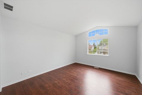 Tiny photo for 2210 Fieldcrest Drive, Mundelein, IL 60060 (MLS # 12657142)
