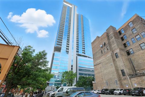 Photo of 303 W OHIO Street #3305, Chicago, IL 60654 (MLS # 12453399)