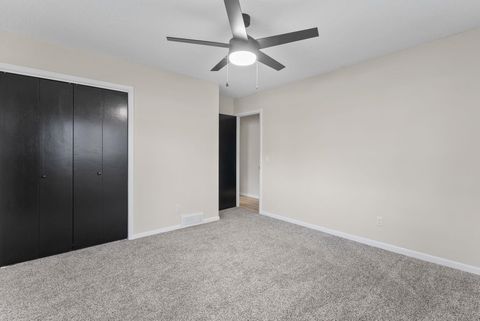 Tiny photo for 3816 Woodland Court, Davenport, IA 52807 (MLS # 100000041)