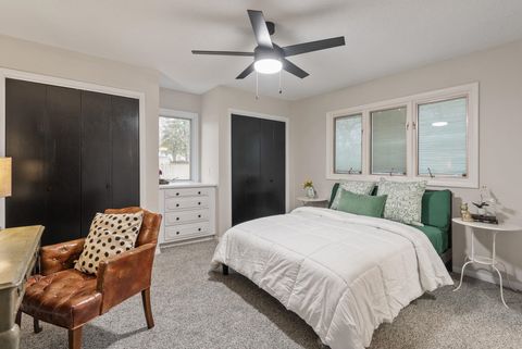 Tiny photo for 3816 Woodland Court, Davenport, IA 52807 (MLS # 100000041)