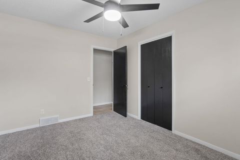 Tiny photo for 3816 Woodland Court, Davenport, IA 52807 (MLS # 100000041)