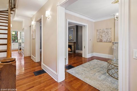 Tiny photo for 855 W FULLERTON Parkway, Chicago, IL 60614 (MLS # 12462330)