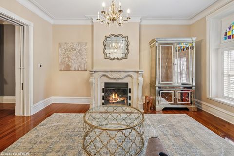 Tiny photo for 855 W FULLERTON Parkway, Chicago, IL 60614 (MLS # 12462330)