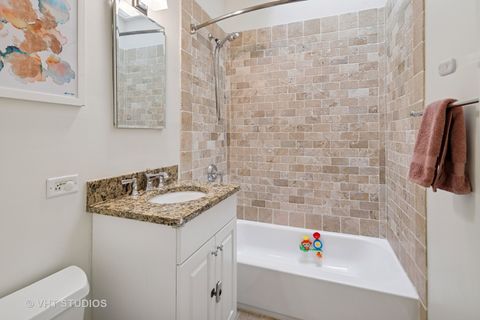 Tiny photo for 855 W FULLERTON Parkway, Chicago, IL 60614 (MLS # 12462330)