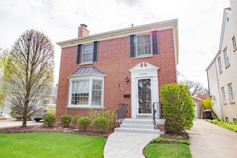 Photo of 6239 N Lenox Avenue, Chicago, IL 60646 (MLS # 12626160)