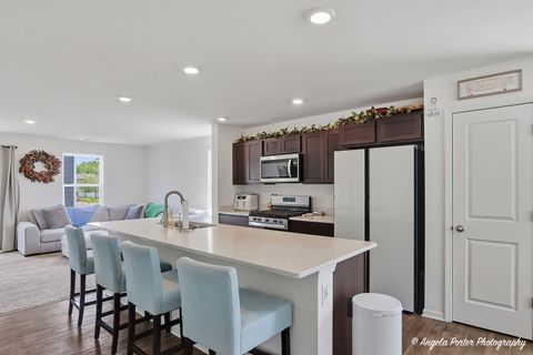 Tiny photo for 2151 Sassafras Way #F, Wonder Lake, IL 60097 (MLS # 12650616)