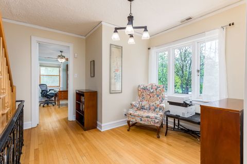 Tiny photo for 840 Augusta Boulevard, Oak Park, IL 60302 (MLS # 12643074)